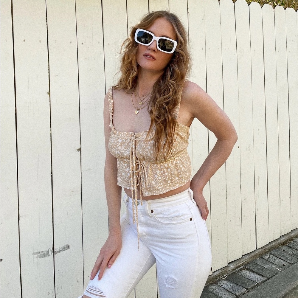 STAR PRINT TIE FRONT CROP TOP NUDE - Picture 2 of 3